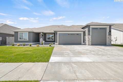 2895 Avrio Ave, Richland, WA 99354
