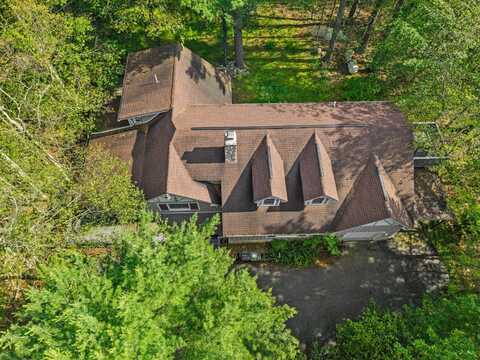 371 Echo Lake Road, Tobyhanna, PA 18466
