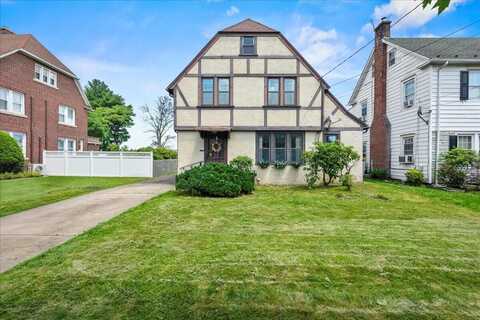 84 River Street, Forty Fort, PA 18704