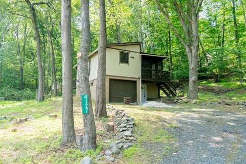 4127 Stony Hollow Drive, East Stroudsburg, PA 18302