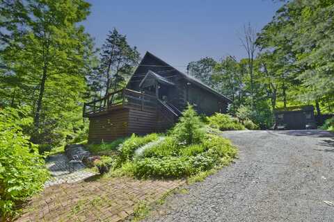 93 Shepard Avenue, Delaware Water Gap, PA 18327