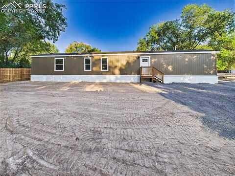 262 E Kipling Drive, Pueblo, CO 81007