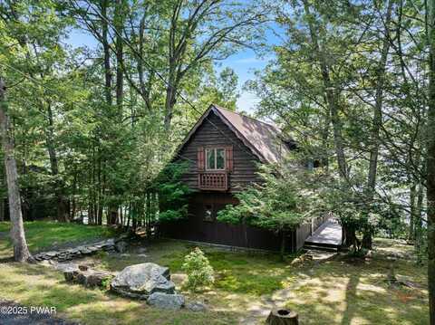71 Boulder Point Road, Lakeville, PA 18438