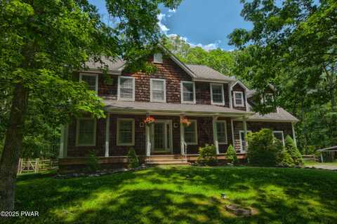 401 Log Tavern Road, Milford, PA 18337