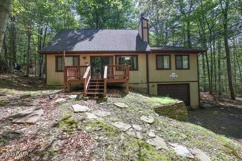 10 Oak Drive, Hawley, PA 18428