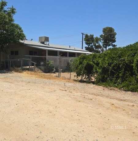 5323 Hooper, Weldon, CA 93283