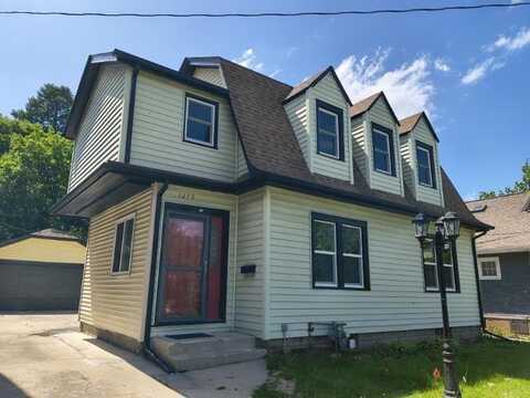 1215 20th, ROCKFORD, IL 61104