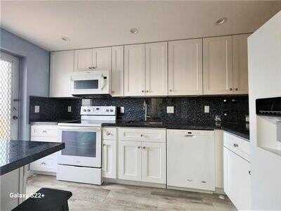 4502 N Federal Hwy, Lighthouse Point, FL 33064