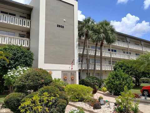 2903 Victoria Cir, Coconut Creek, FL 33066