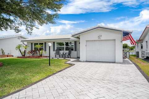 8512 NW 14th St, Plantation, FL 33322