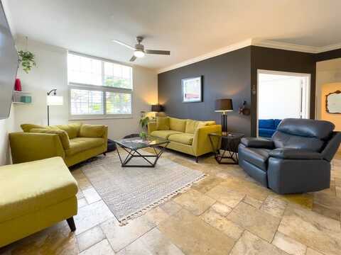 1900 Van Buren St, Hollywood, FL 33020