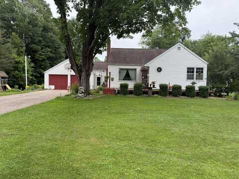 N10727 LAKESHORE Road, CLINTONVILLE, WI 54929