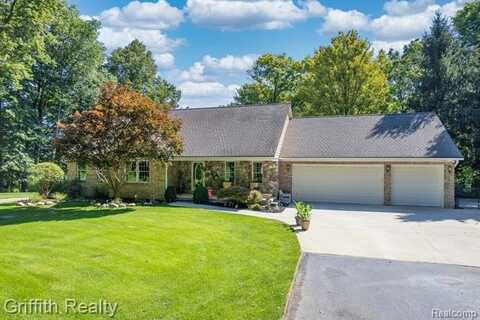 2385 Corlett Road, Brighton, MI 48114