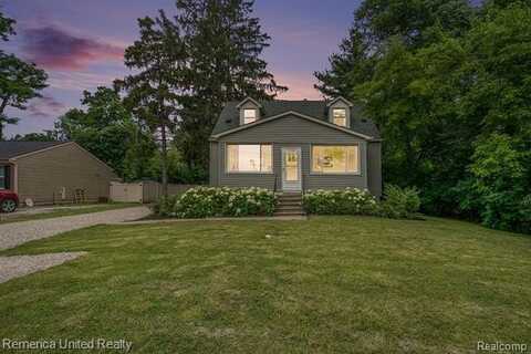9309 Newburgh Road, Livonia, MI 48150