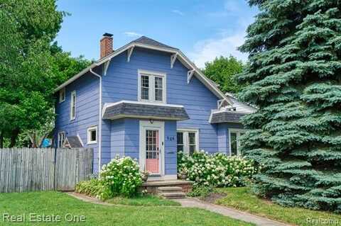 904 Michigan Avenue, East Lansing, MI 48823