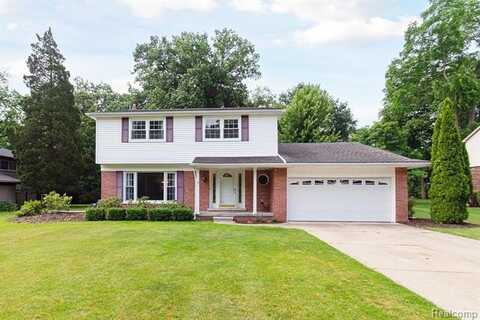 8327 Burning Bush Road, Grosse Ile, MI 48138
