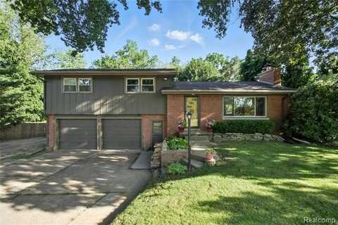 2329 Cumberland Road, Lansing, MI 48906