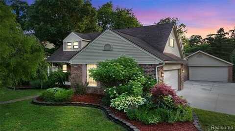 20614 Maplewood Court, Redford, MI 48193