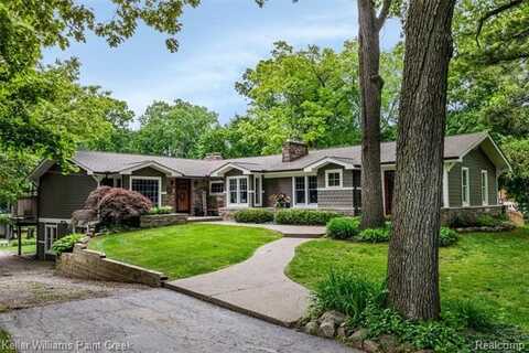 3753 Orion Road, Oakland, MI 48363