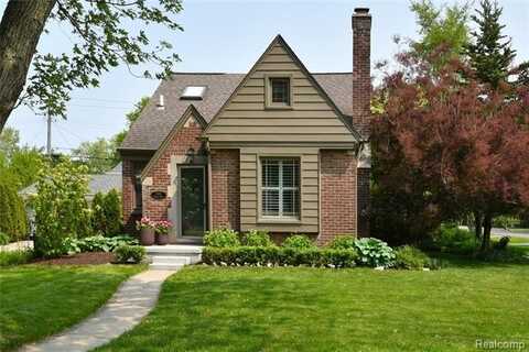 17820 Birwood Avenue, Beverly Hills, MI 48025