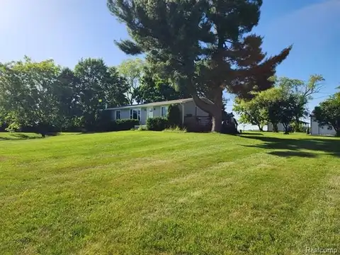 6799 Armstrong Road, Imlay City, MI 48444