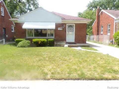 12915 W Parkway Street, Detroit, MI 48223