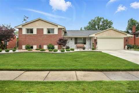 1024 Blairmoor Court, Grosse Pointe Woods, MI 48236