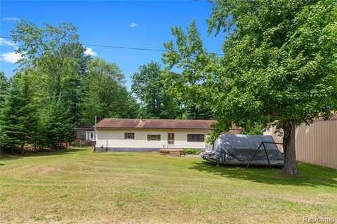 4175 Cherokee Street, Gladwin, MI 48624