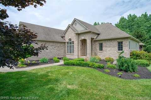 6952 Sharpe Road, Fowlerville, MI 48836