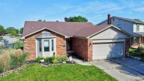 17217 Yorktown Lane, Macomb, MI 48044