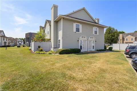 625 Ridge Circle, Chesapeake, VA 23320