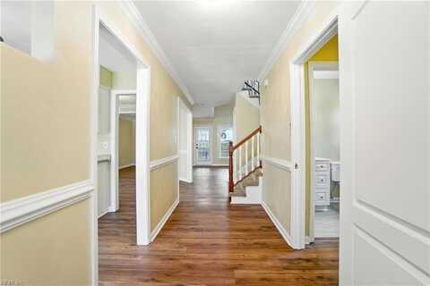5317 Chabot Way, Virginia Beach, VA 23464