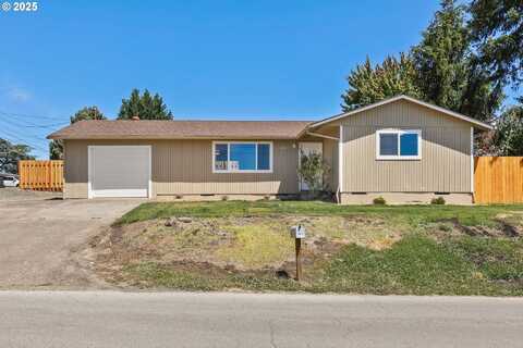 481 W GRANT ST, Carlton, OR 97111
