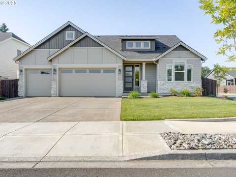 915 SE 35TH ST, Battle Ground, WA 98604