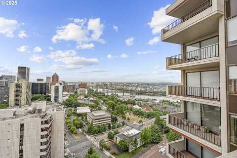 2221 SW 1ST AVE, Portland, OR 97201