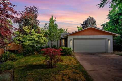 206 W 27TH AVE, Eugene, OR 97405