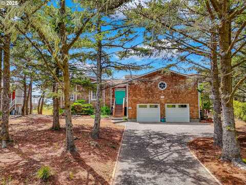 4580 FAIRWAY AVE, Gearhart, OR 97138