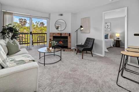 7150 Shoreline Dr, San Diego, CA 92122