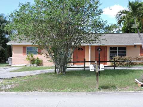 9046 SE Parkway Drive, Hobe Sound, FL 33455