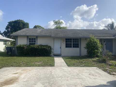 4597 Arthur Street, Palm Beach Gardens, FL 33418