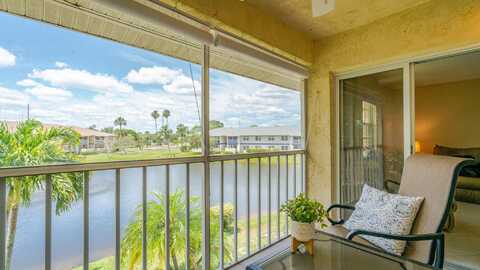 1563 SE Royal Green Circle, Port Saint Lucie, FL 34952