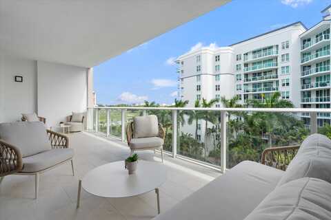 220 SE Mizner Boulevard, Boca Raton, FL 33432