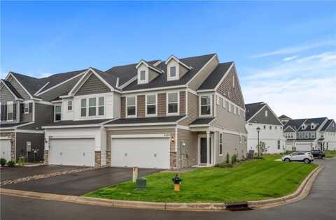 2570 Paddock Path, Shakopee, MN 55379