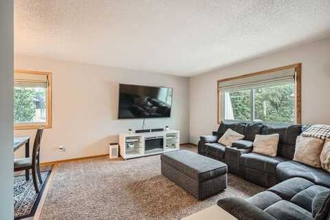 7551 Dawn Avenue, Inver Grove Heights, MN 55076
