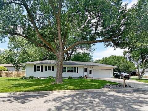 400 Morten Drive, Redwood Falls, MN 56283
