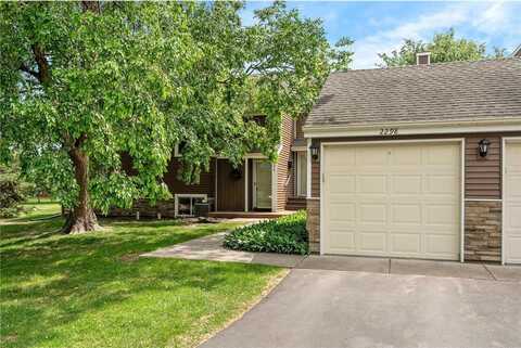 2298 Long Avenue, Saint Paul, MN 55114