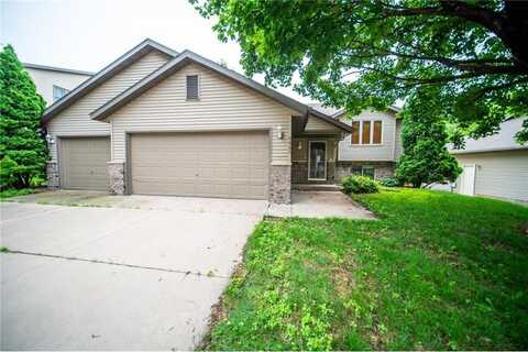 4448 57th St NW, Rochester, MN 55901