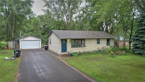 6 Buckskin Boulevard SE, Isanti, MN 55040