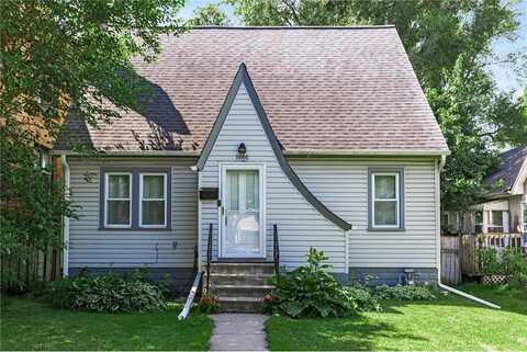 1666 Randolph Avenue, Saint Paul, MN 55105
