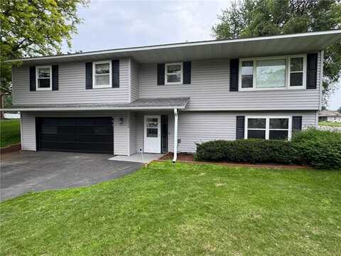 1359 20th Street W, Hastings, MN 55033